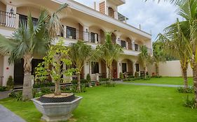 Thai Binh Cam Ranh 2 Hotel